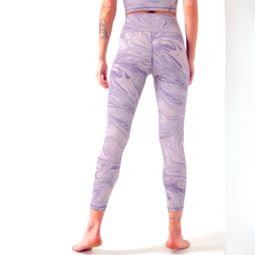 ATHLETA Transcend 7/8 tight leggings size M - Picture 5 of 9